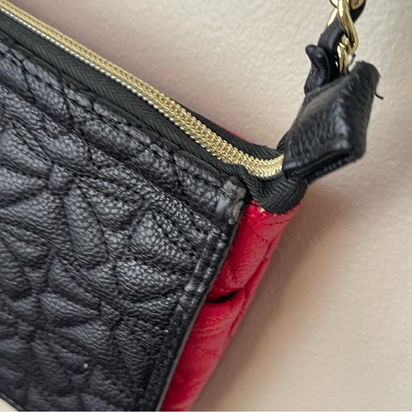 BETSEY JOHNSON red & black purse with quilted bows and built in wallet - Picture 12 of 15